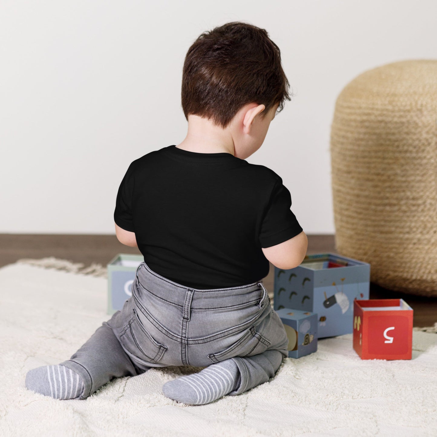 Toddler: "My Brain Itches" Short Sleeve Tee